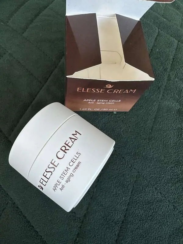 Elesse Cream (Ellesse Cream)